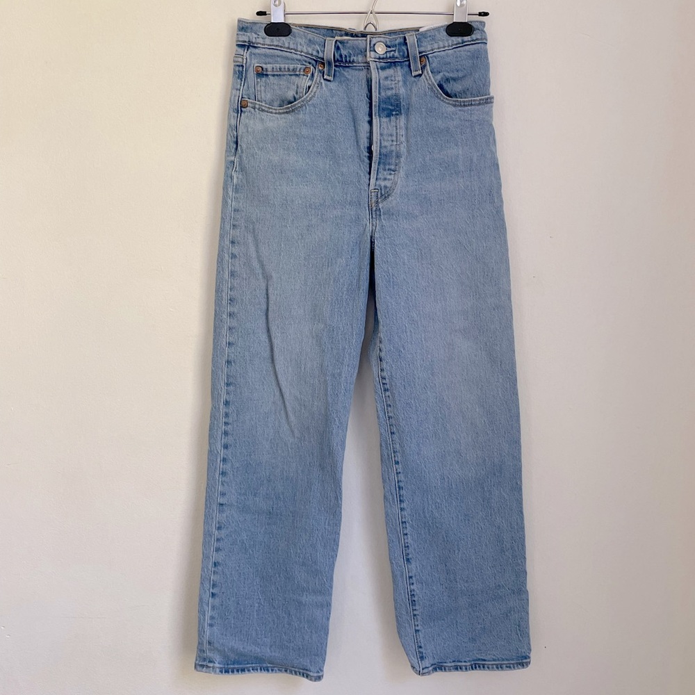 Levi’s Ribcage denim